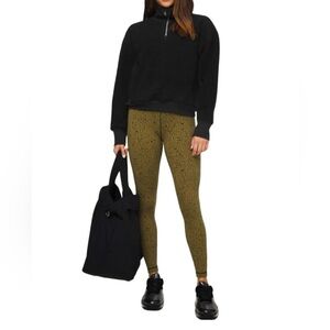 Lululemon Wunder Under HR Tight 28” LuxTreme Stacked Jacquard Olive Size 6